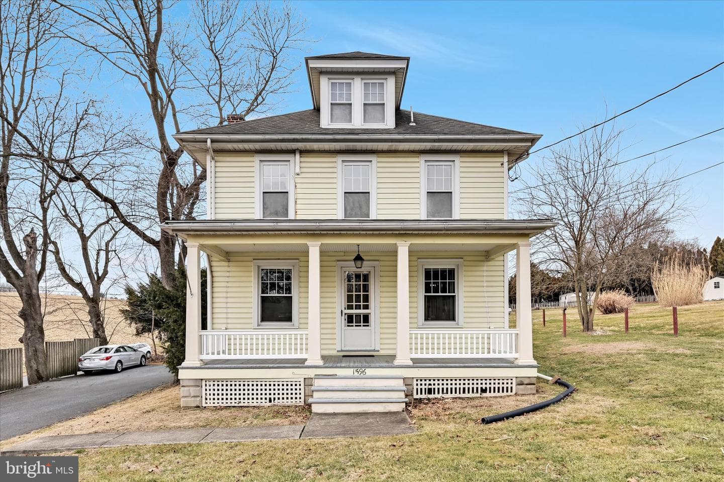 1596 New Danville Pike photo 2