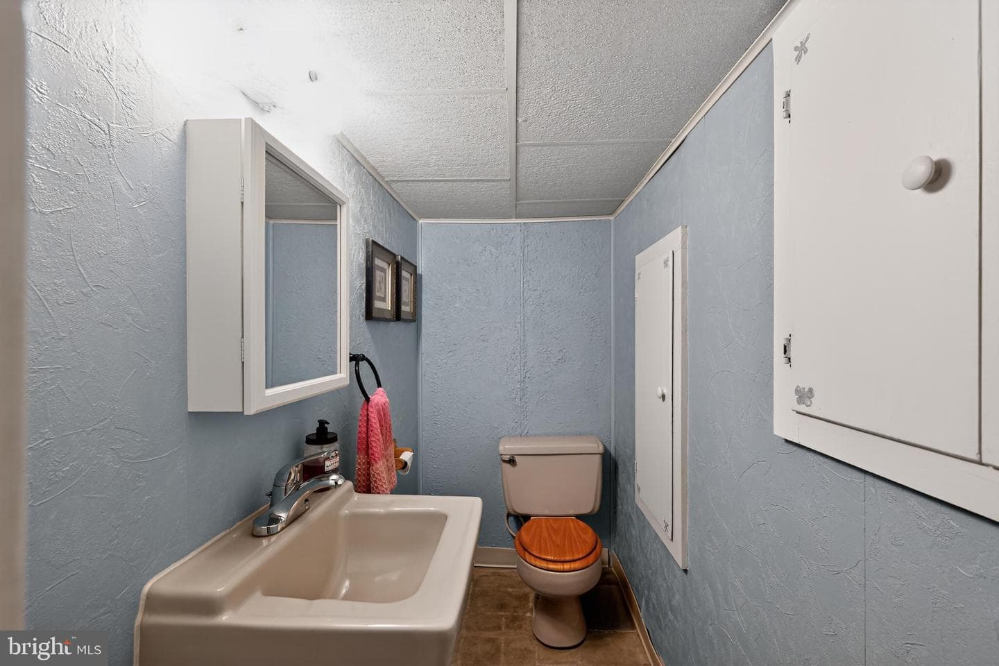 108 S Pearl Street photo 27