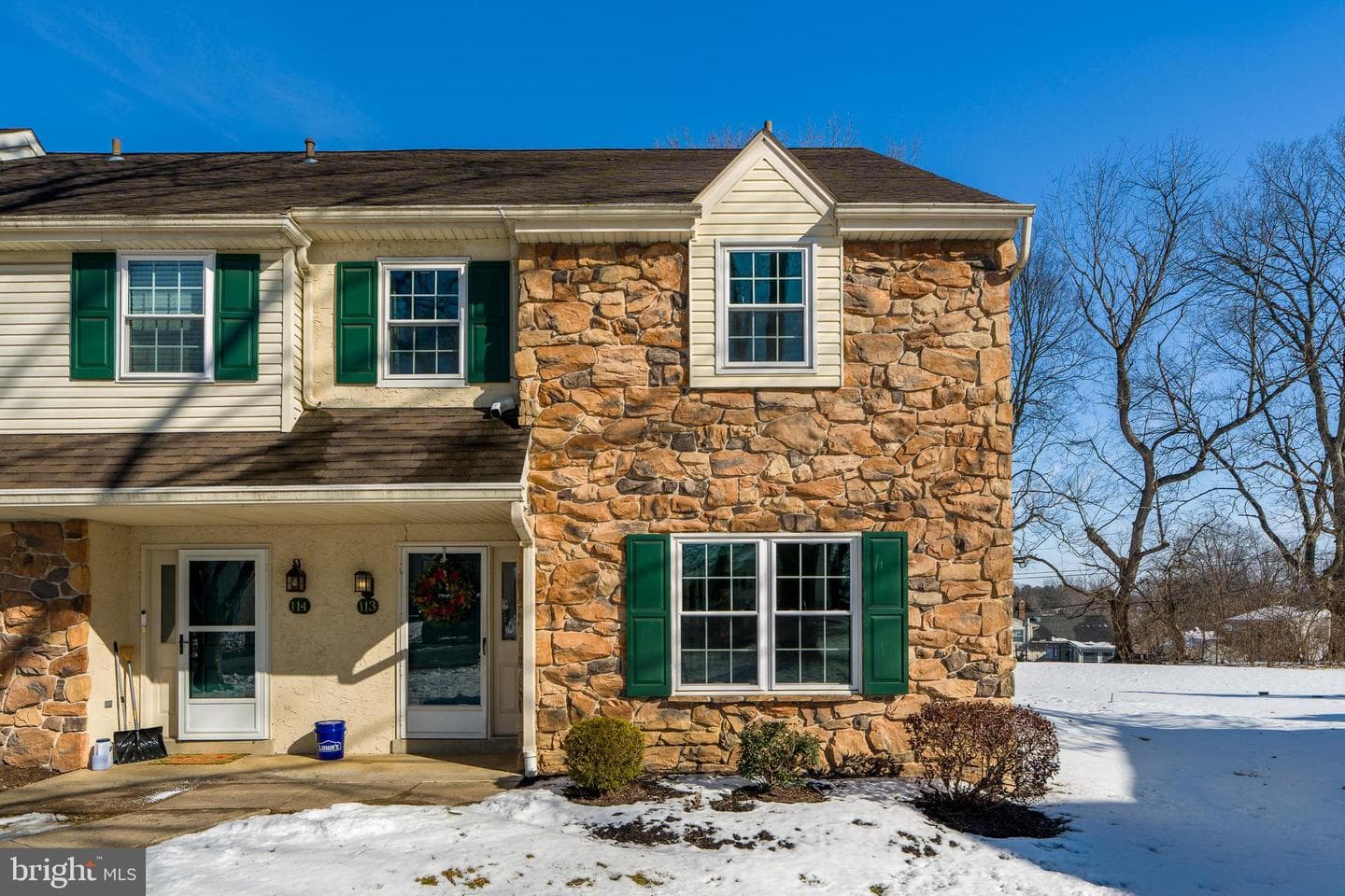113 Oak Knoll Circle