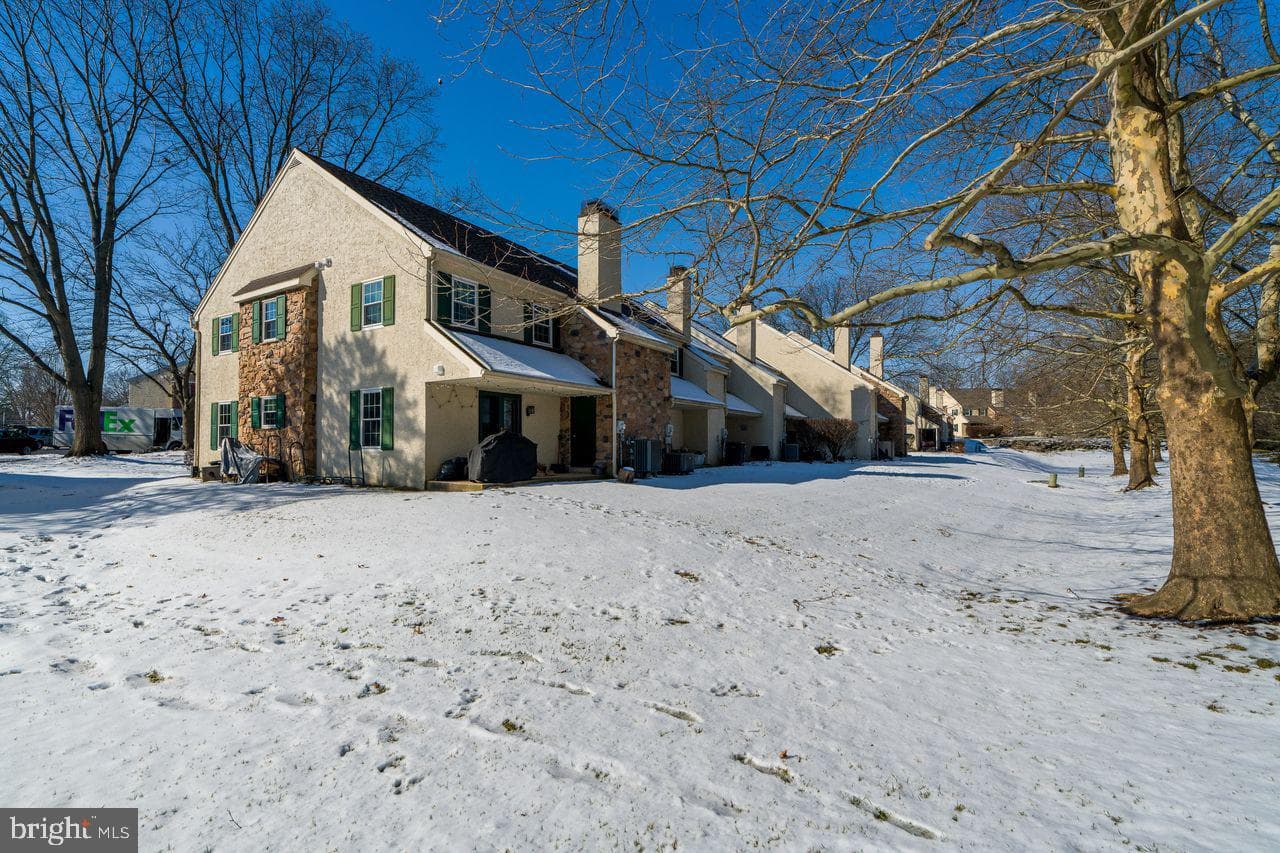 113 Oak Knoll Circle photo 34