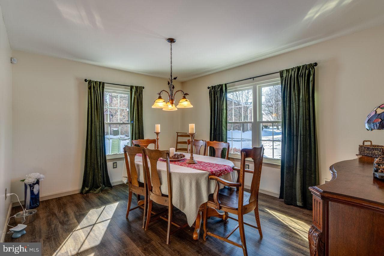 113 Oak Knoll Circle photo 7