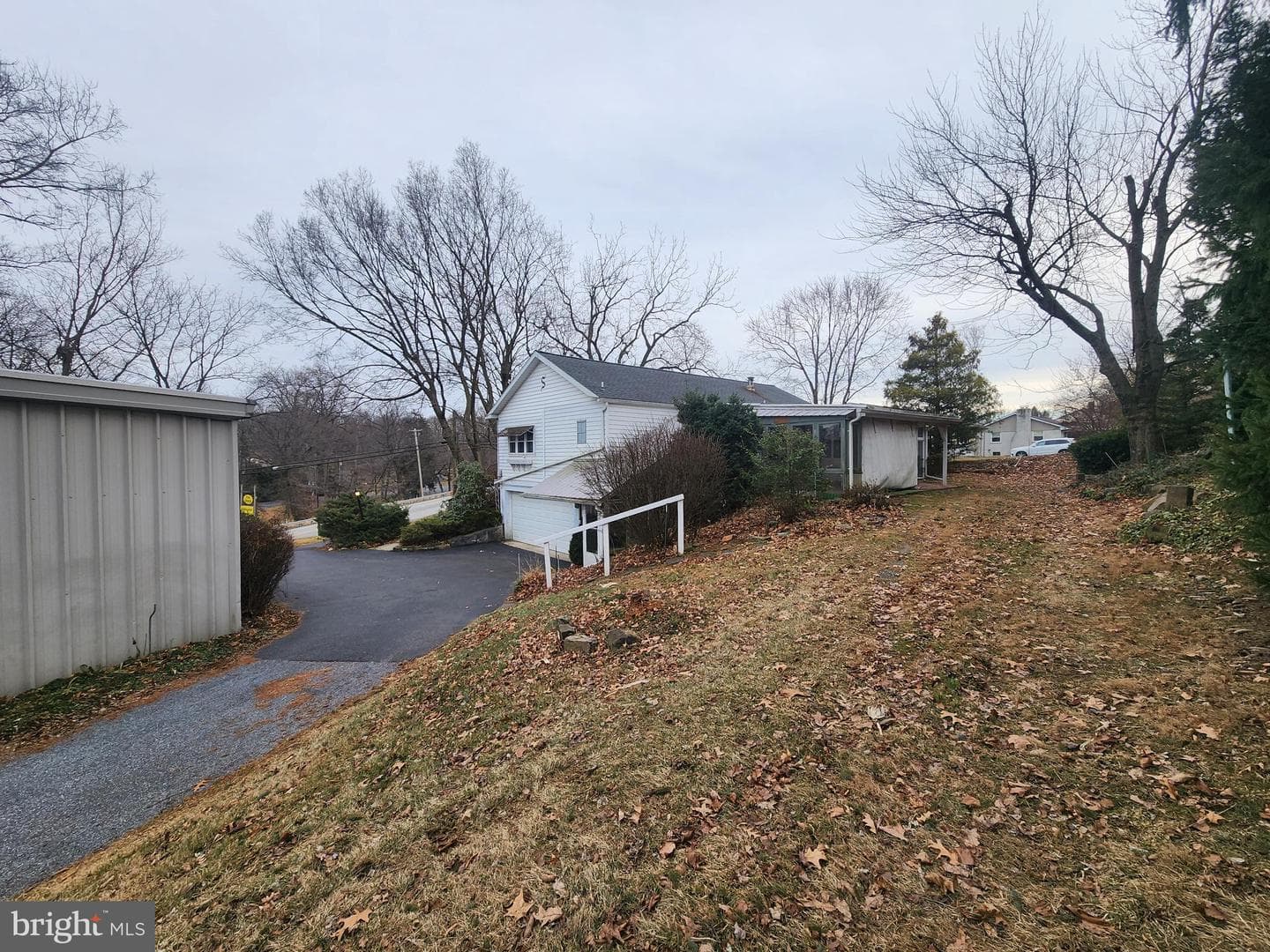 600 Park Hill Drive photo 3