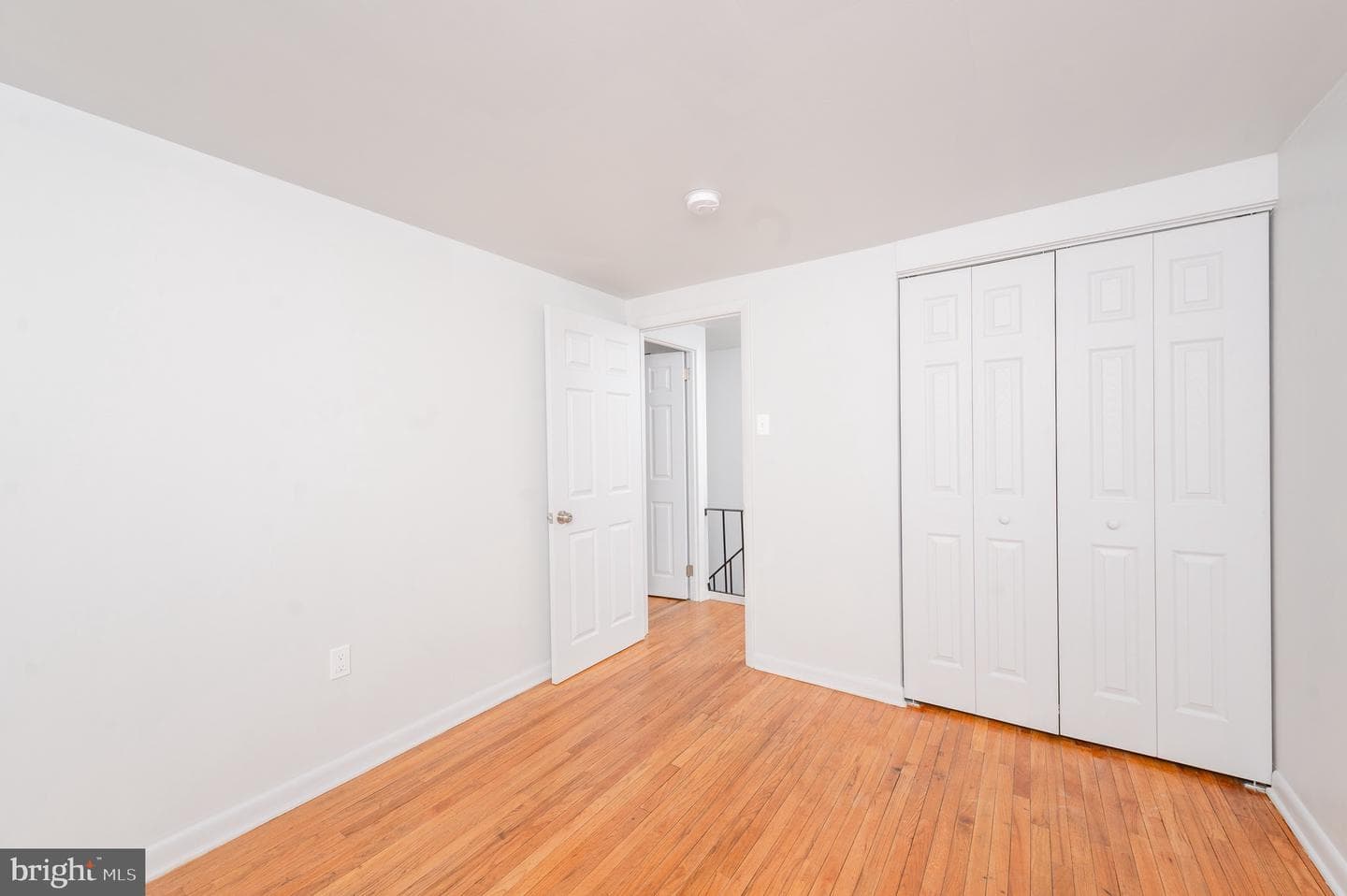 870 Hilton Drive photo 16