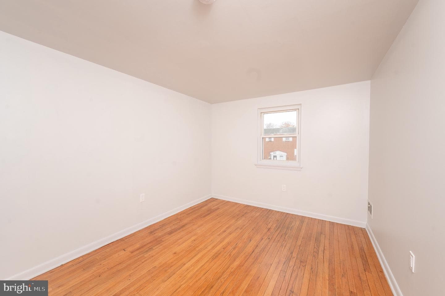 870 Hilton Drive photo 17