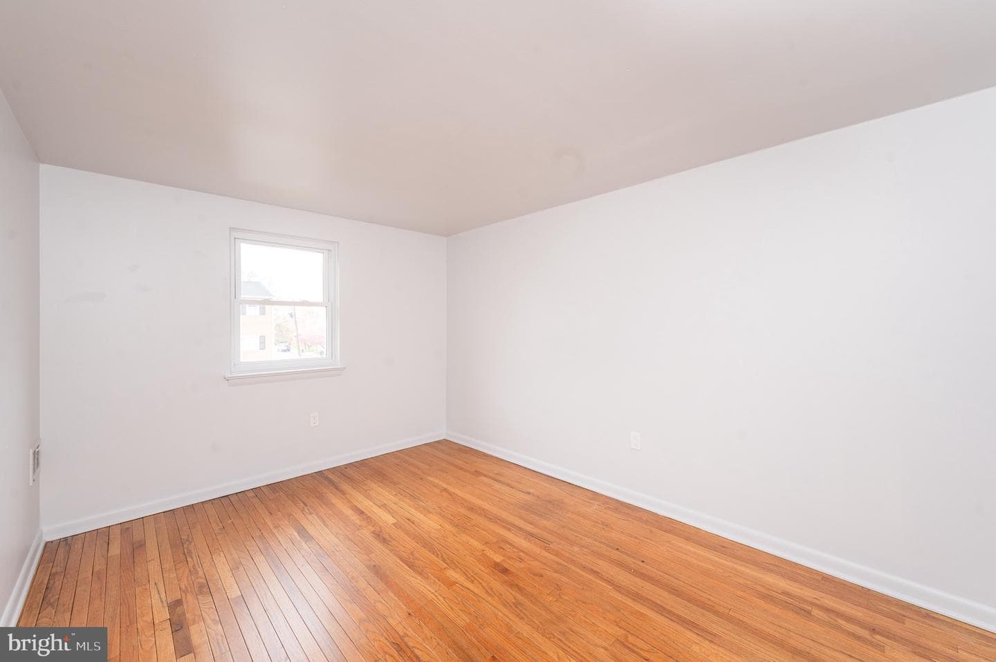 870 Hilton Drive photo 18