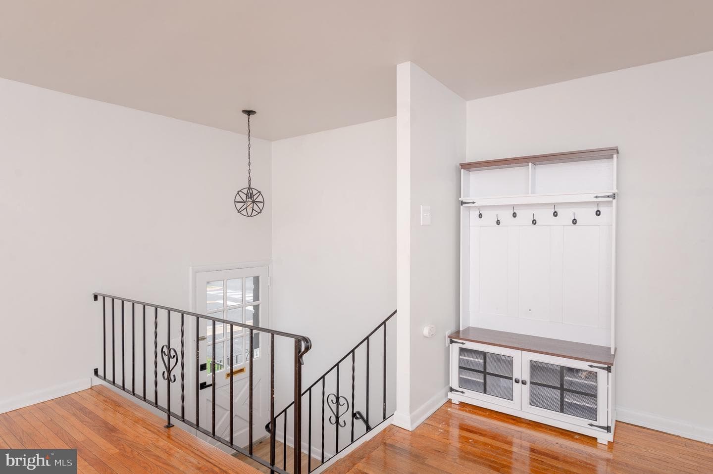 870 Hilton Drive photo 8