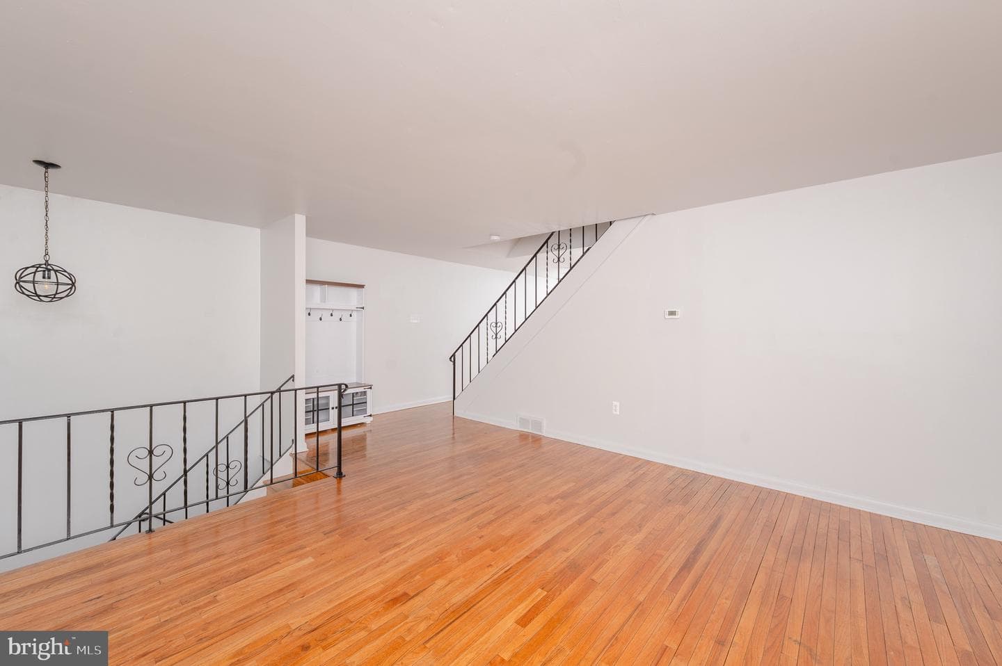 870 Hilton Drive photo 9