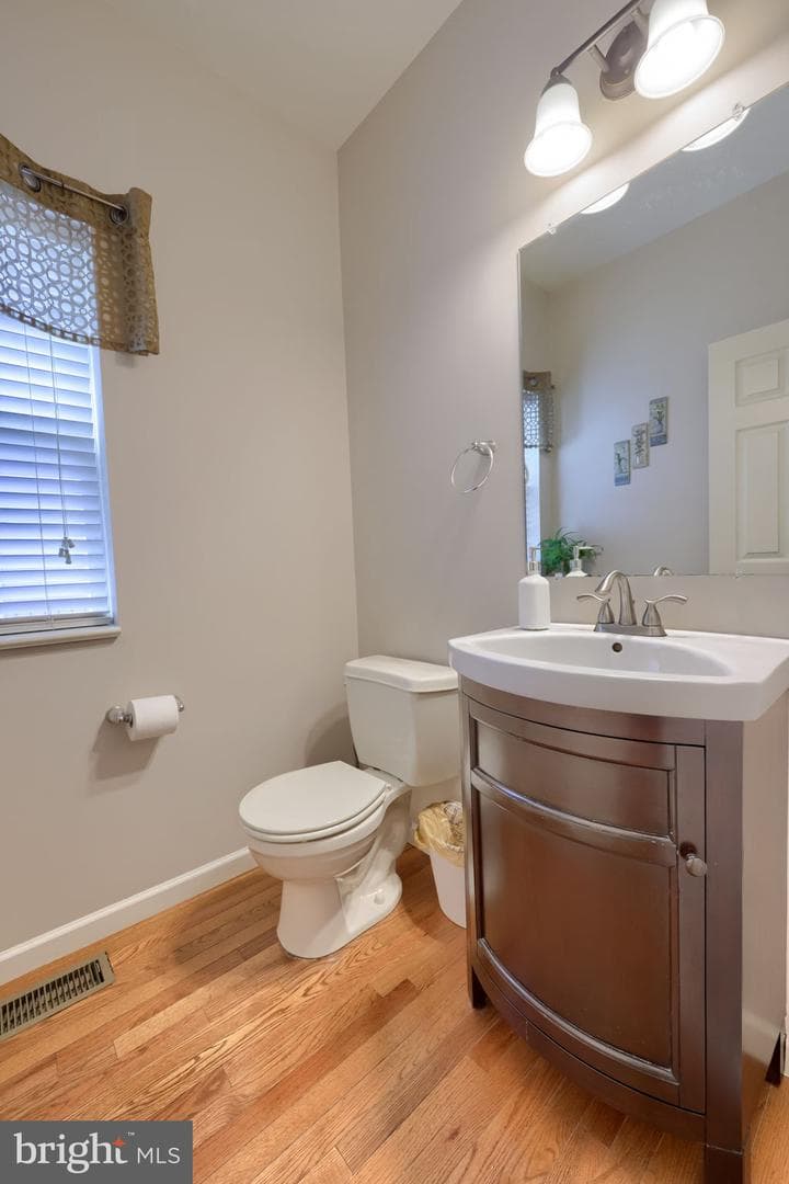 504 Brookshire Drive photo 31