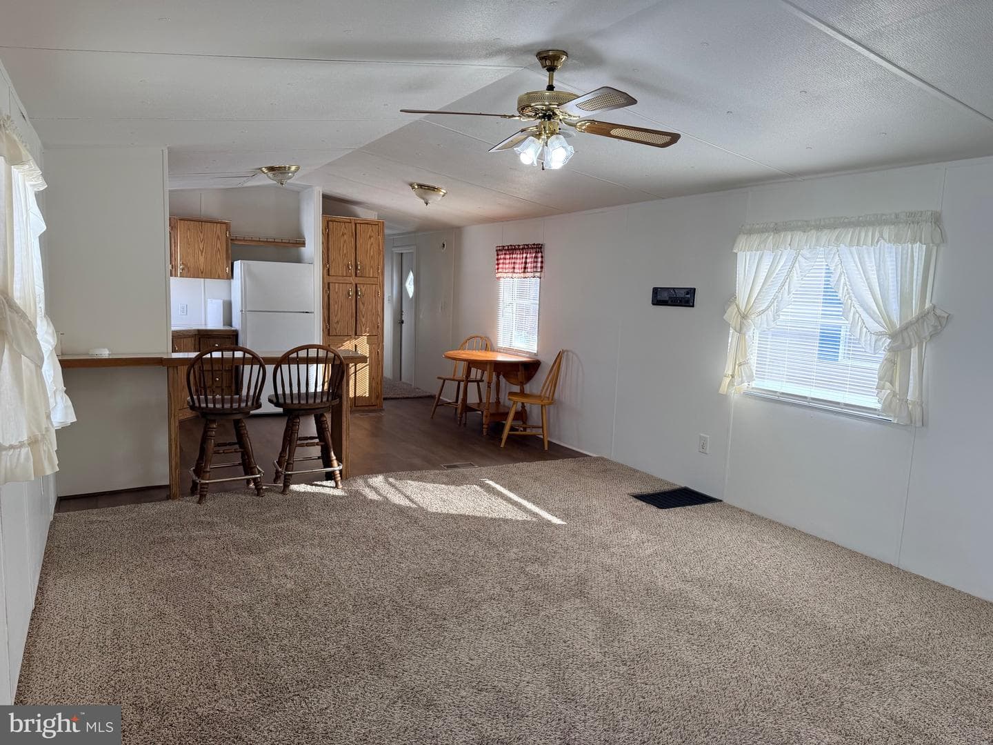 124 Dawn Street photo 5