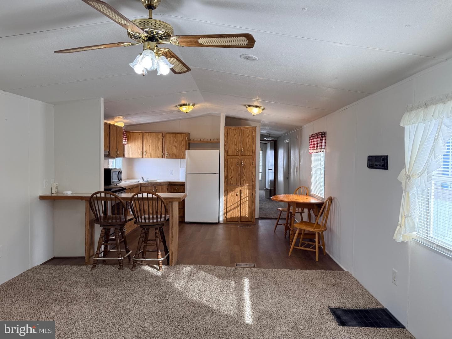 124 Dawn Street photo 7
