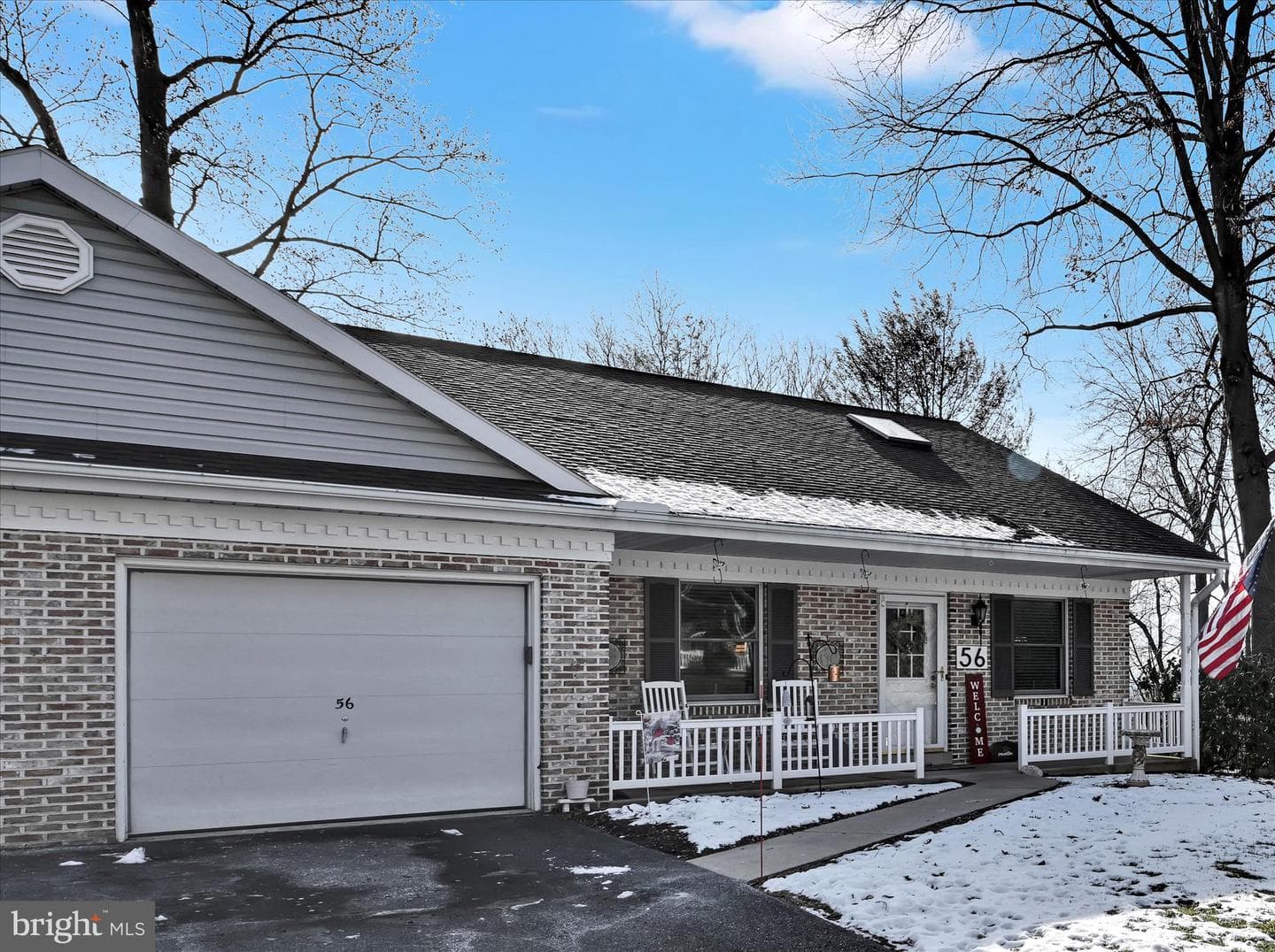 56 Timber Villa photo 2