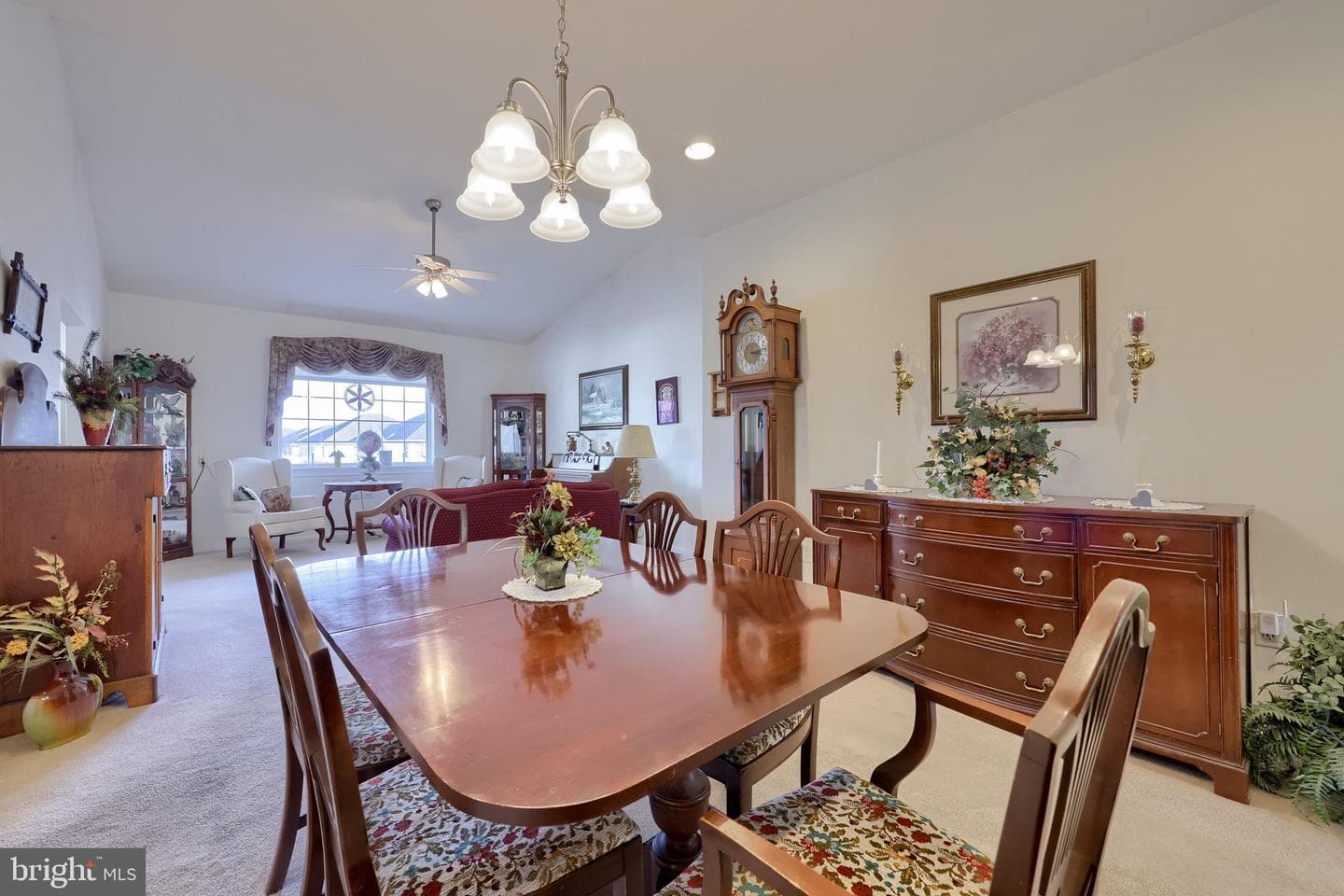 562 Blossom Trail photo 12