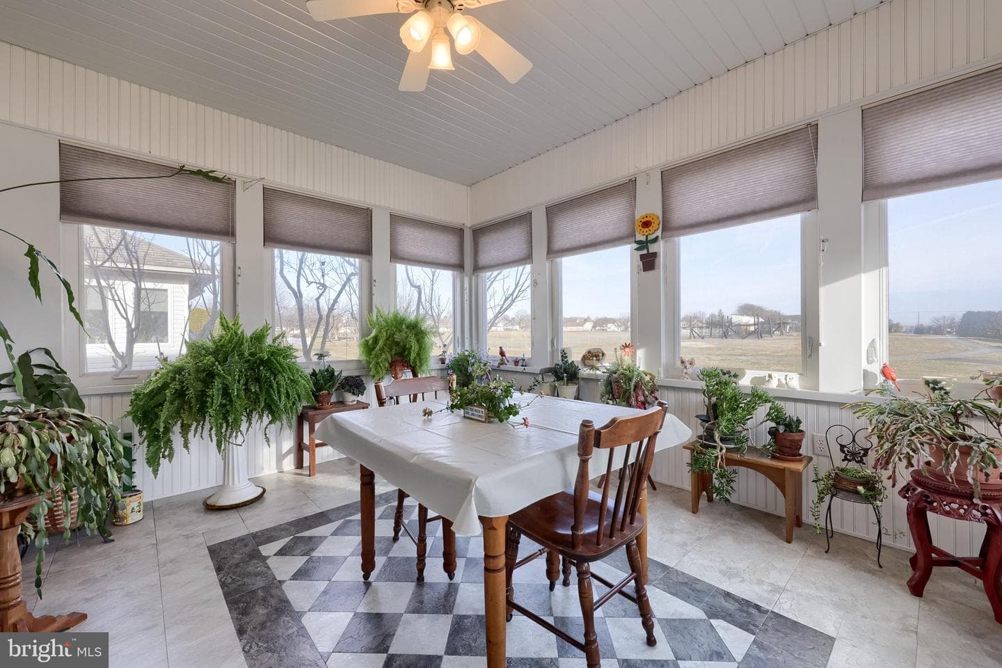562 Blossom Trail photo 26