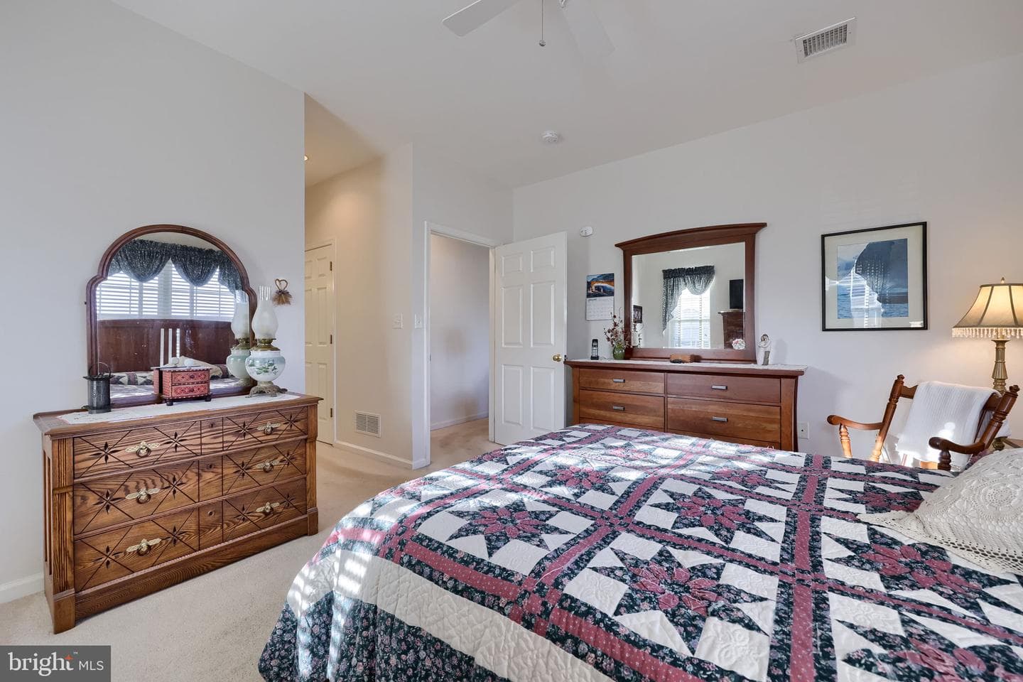562 Blossom Trail photo 29