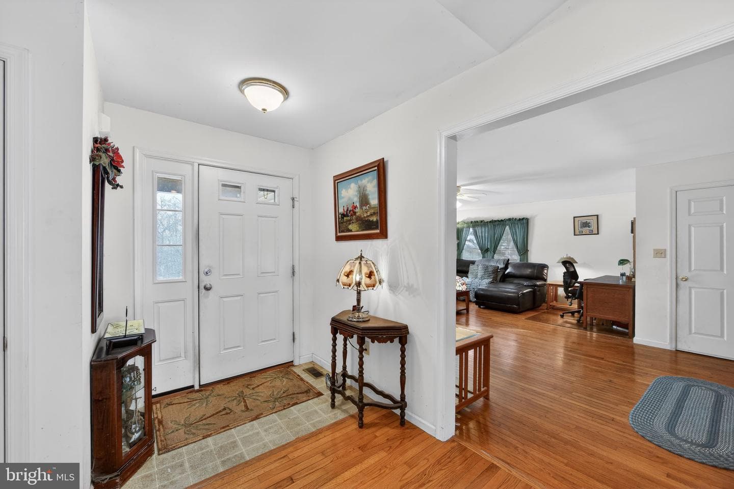581 Rosehill Drive photo 5