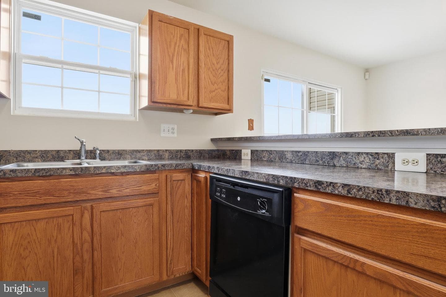 371 Dickens Drive photo 11