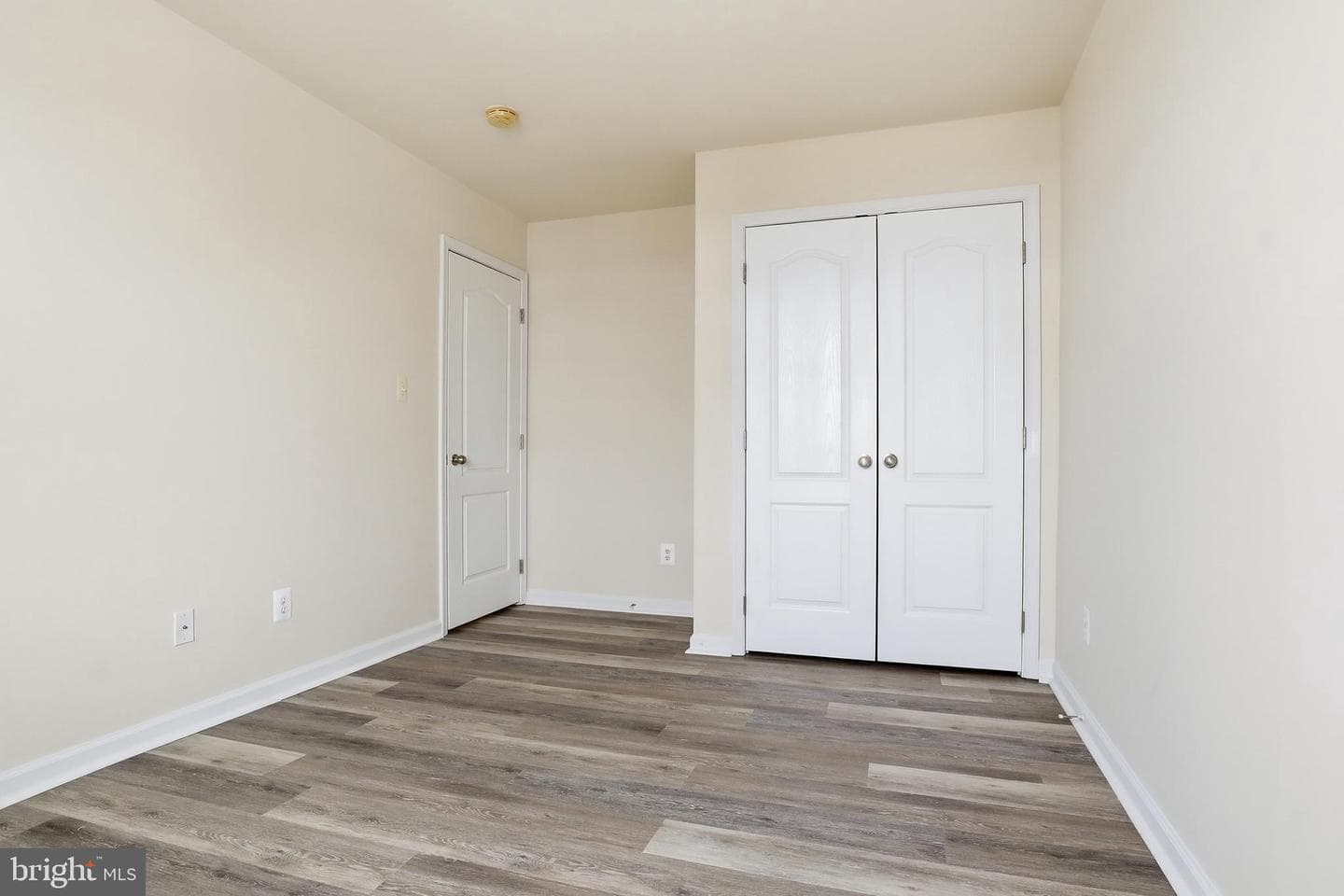371 Dickens Drive photo 18