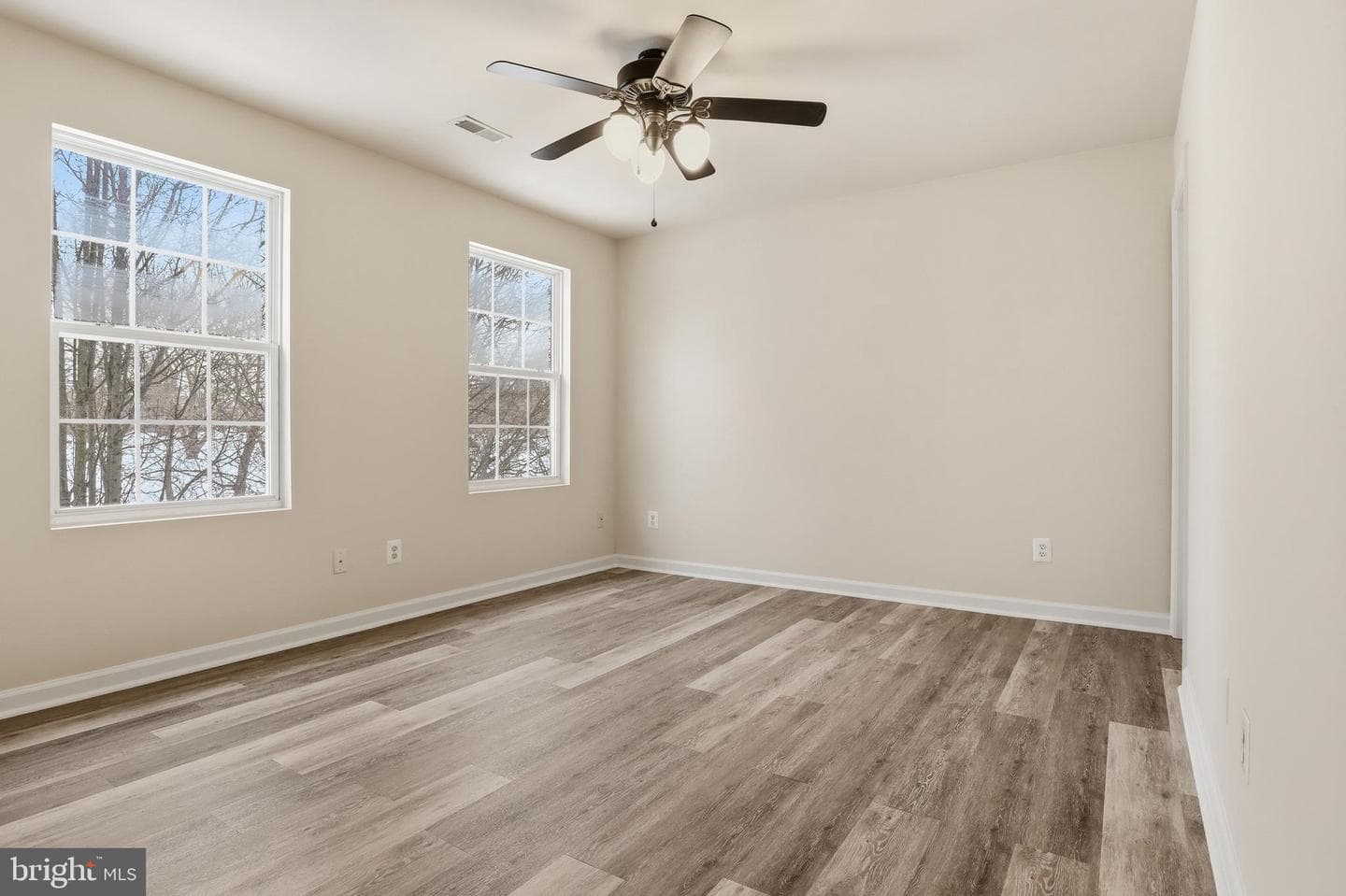 371 Dickens Drive photo 24