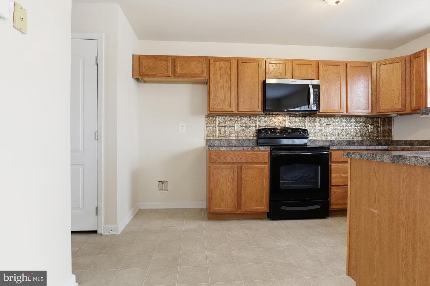 371 Dickens Drive photo 9