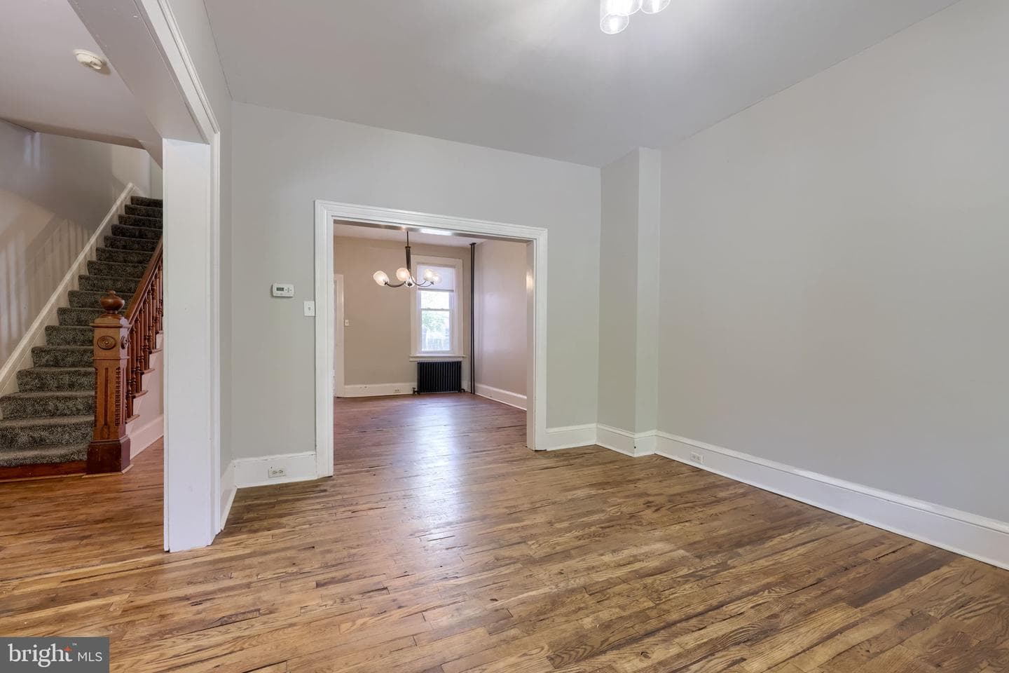 213 E Ross Street photo 15