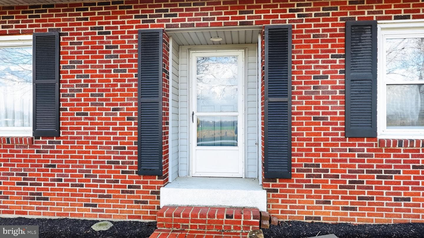 2538 Siegrist Road photo 2