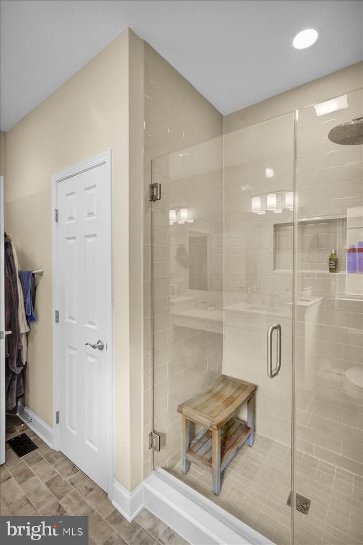 459 Valor Drive photo 24
