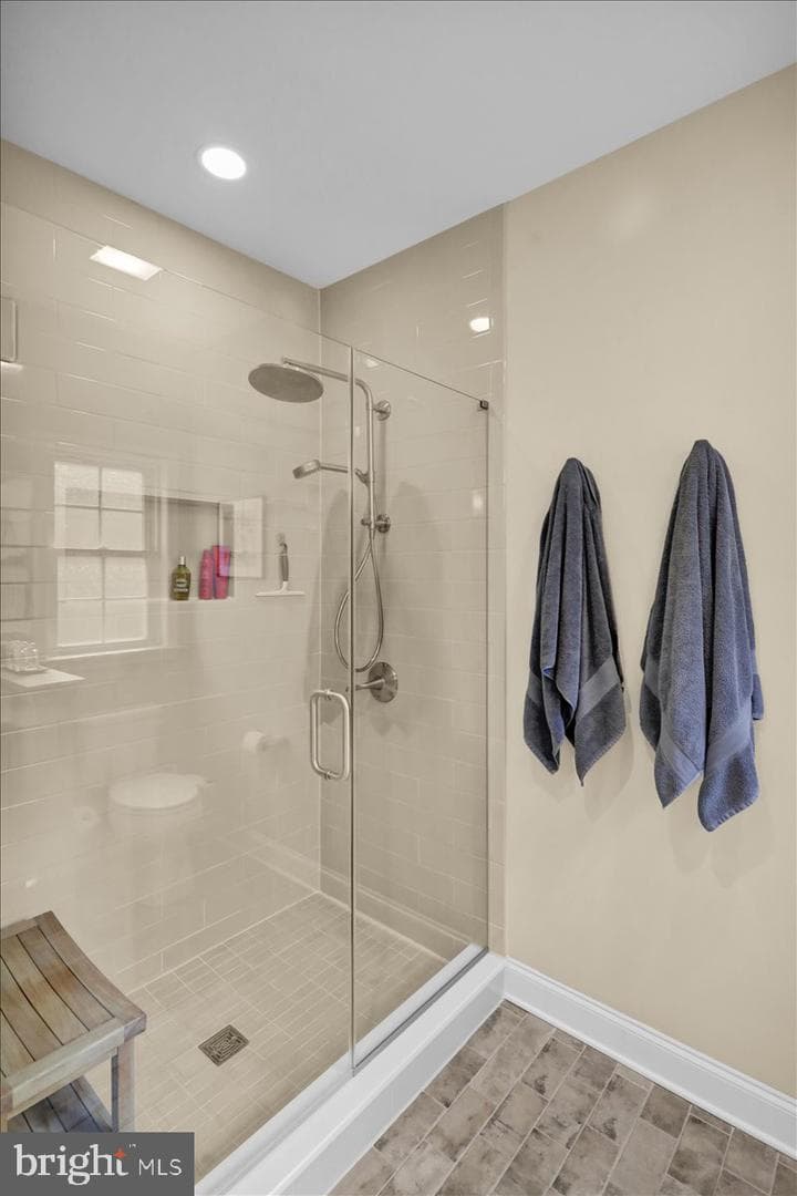 459 Valor Drive photo 26