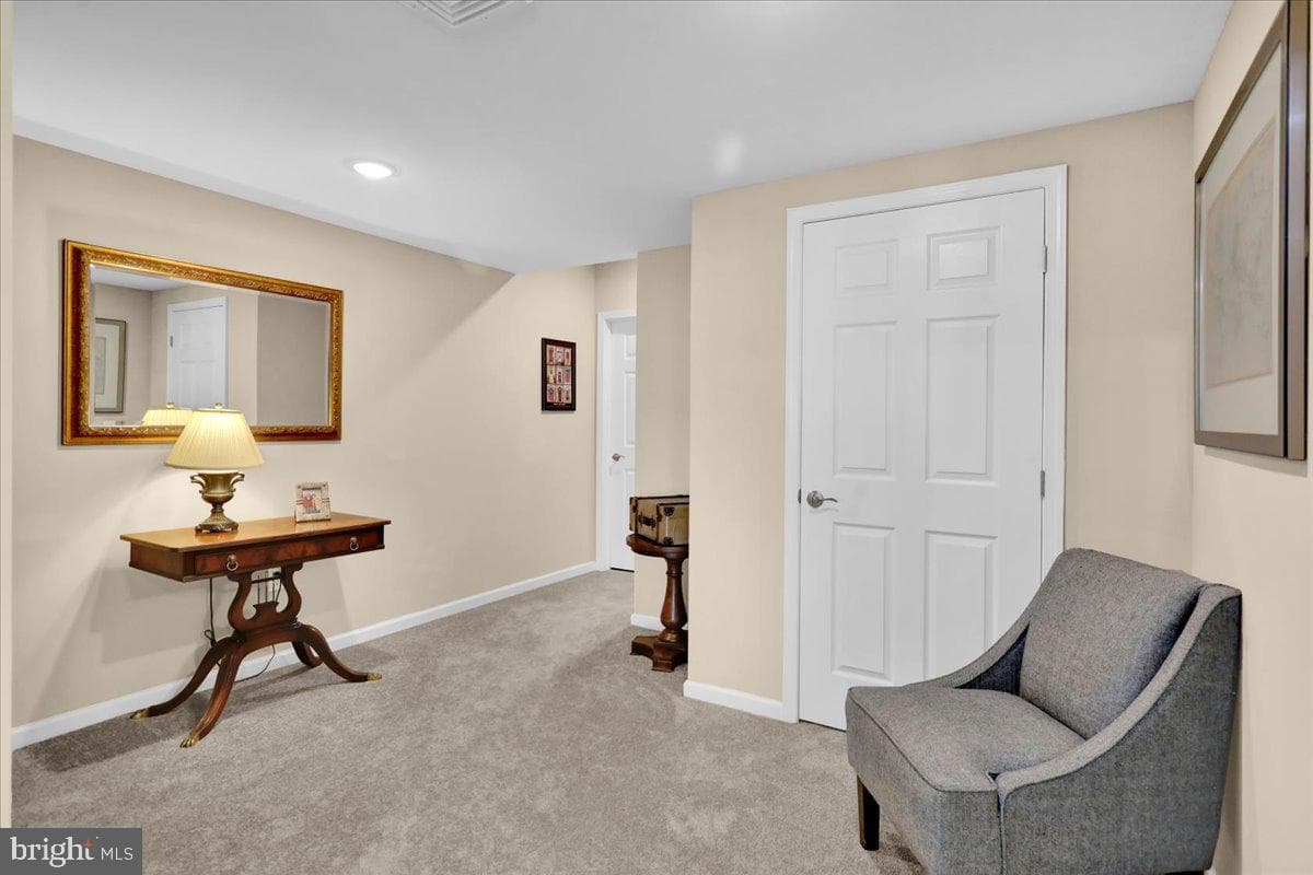 459 Valor Drive photo 34