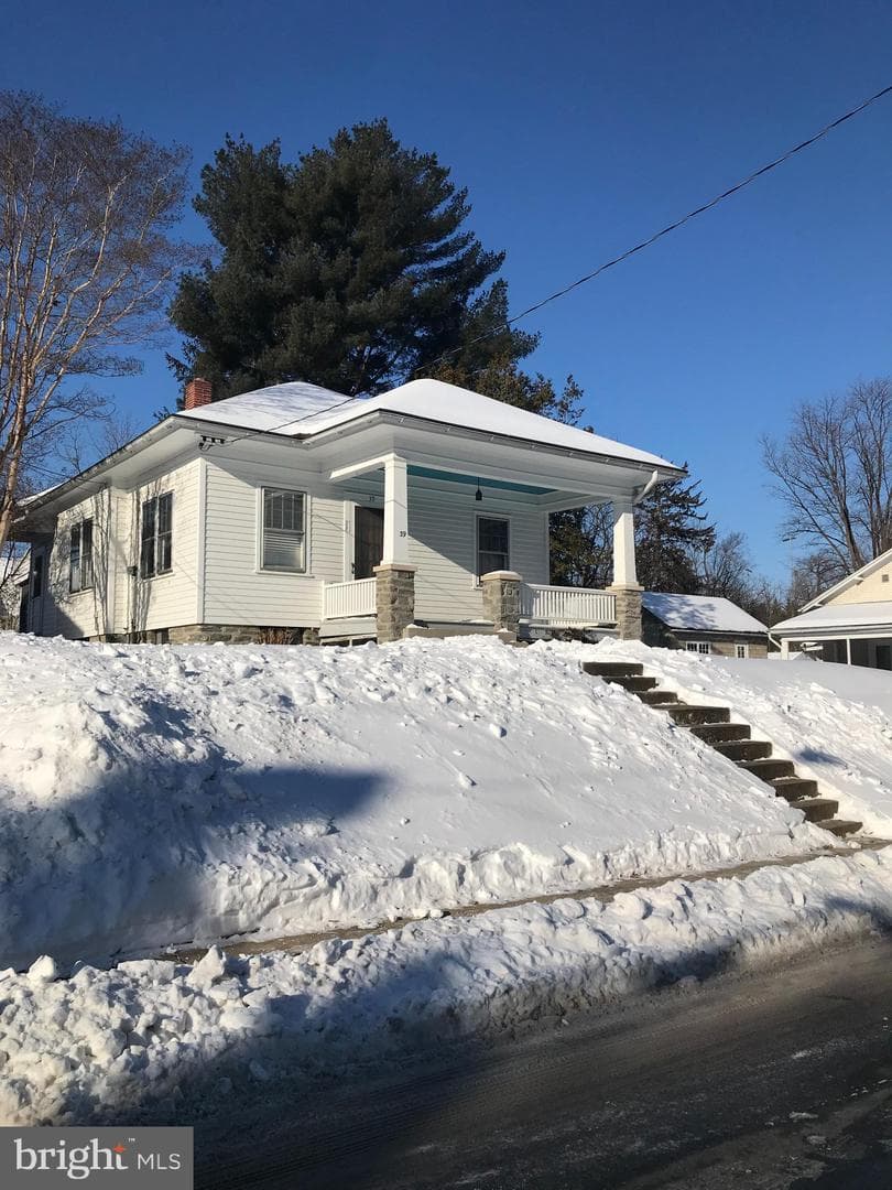 39 N Prince St photo 8
