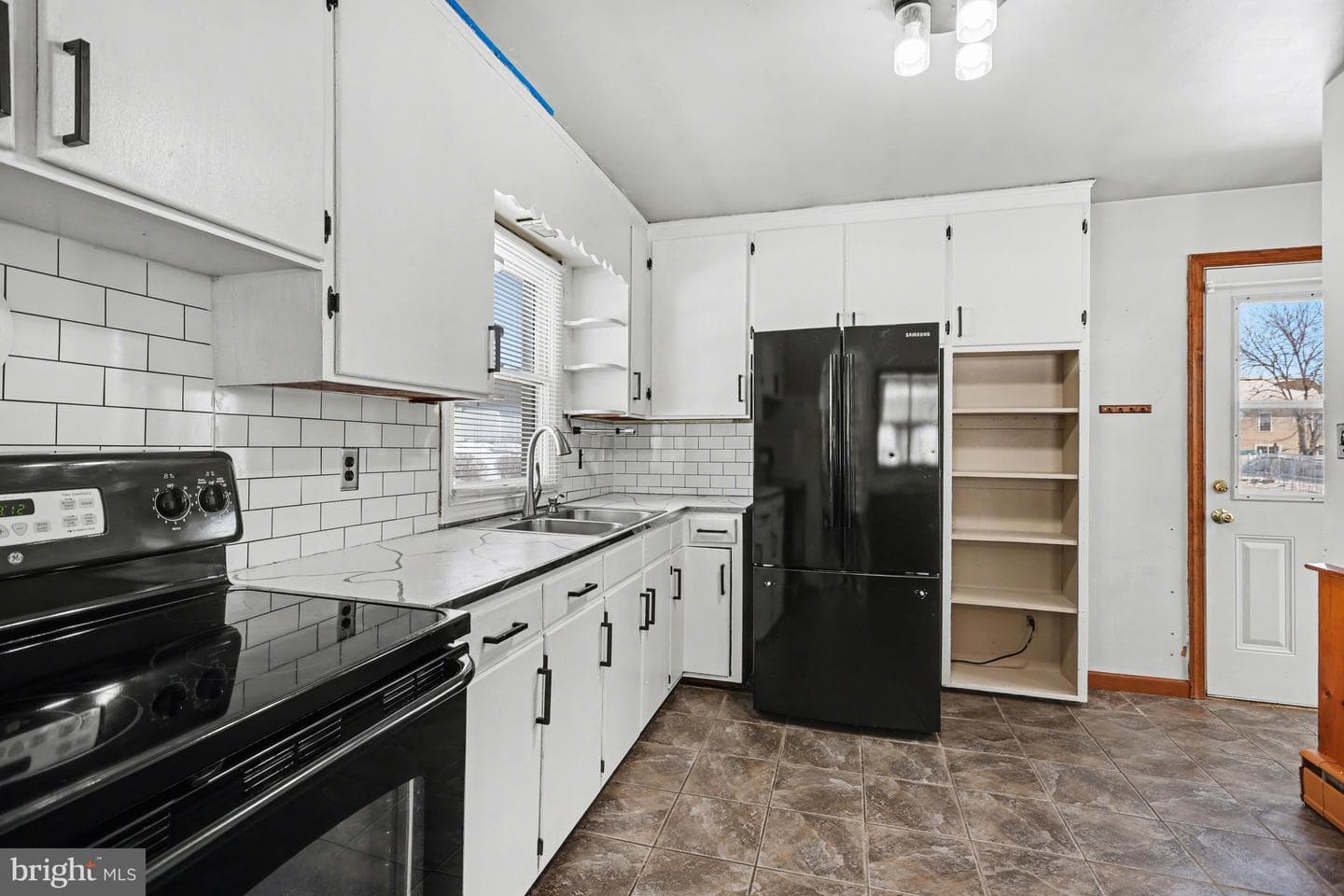 215 N Maple Street photo 12