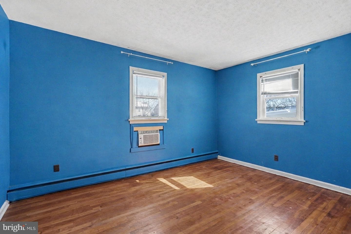 215 N Maple Street photo 17