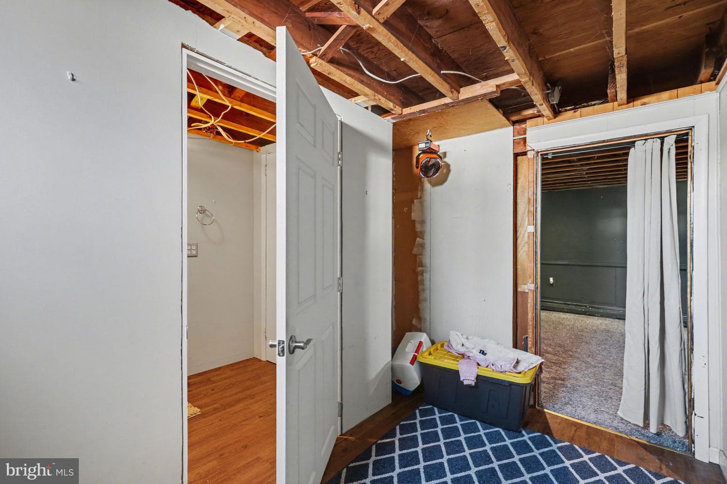 215 N Maple Street photo 22