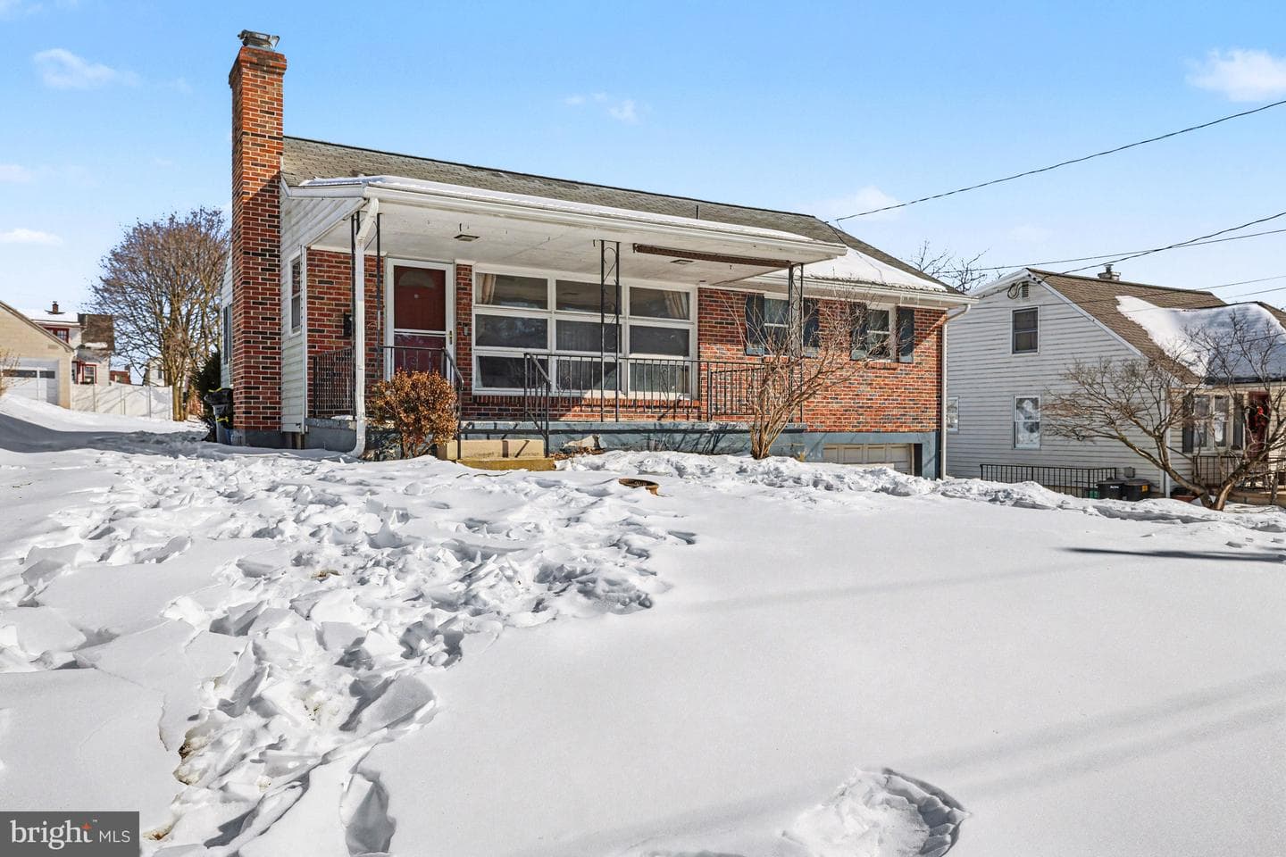 215 N Maple Street photo 5