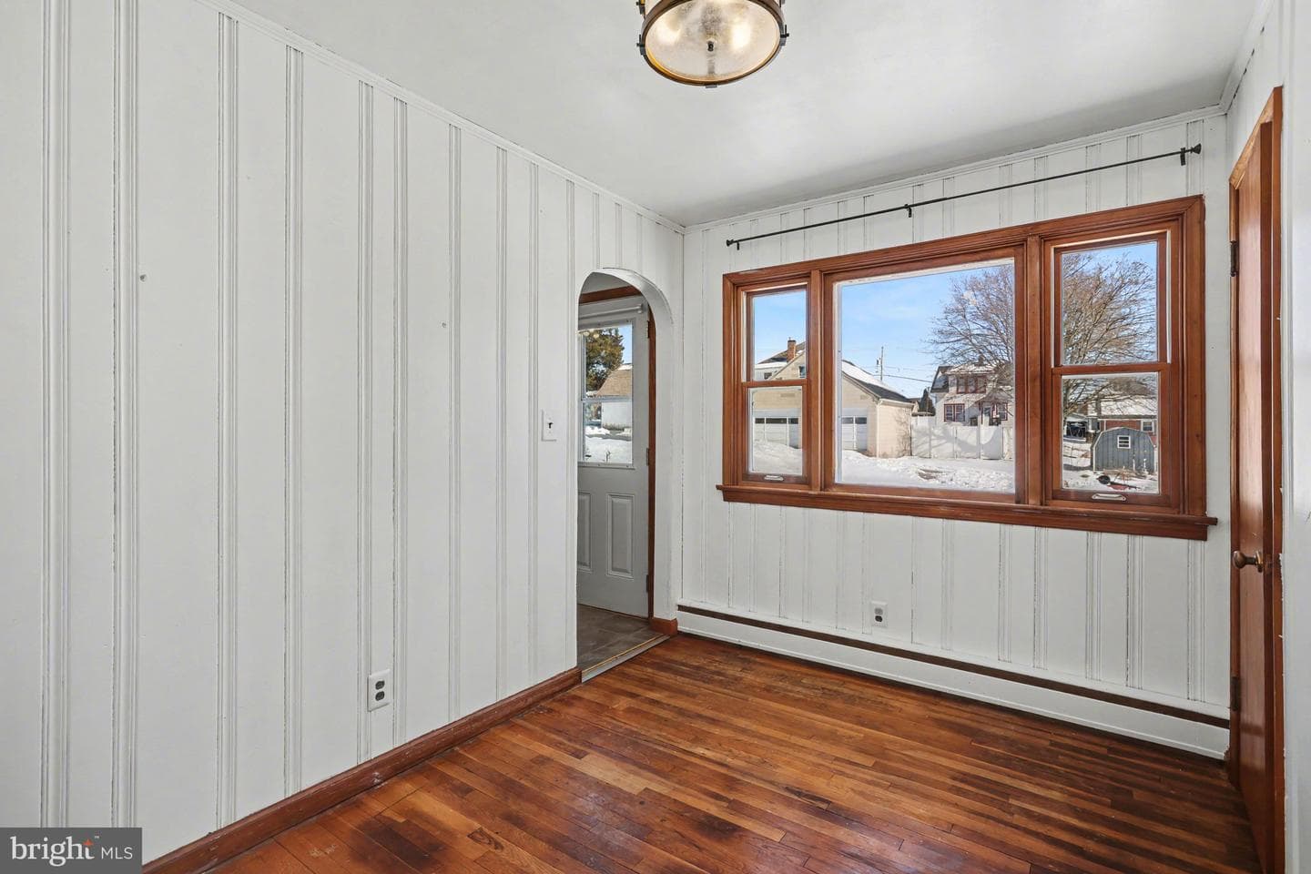 215 N Maple Street photo 9