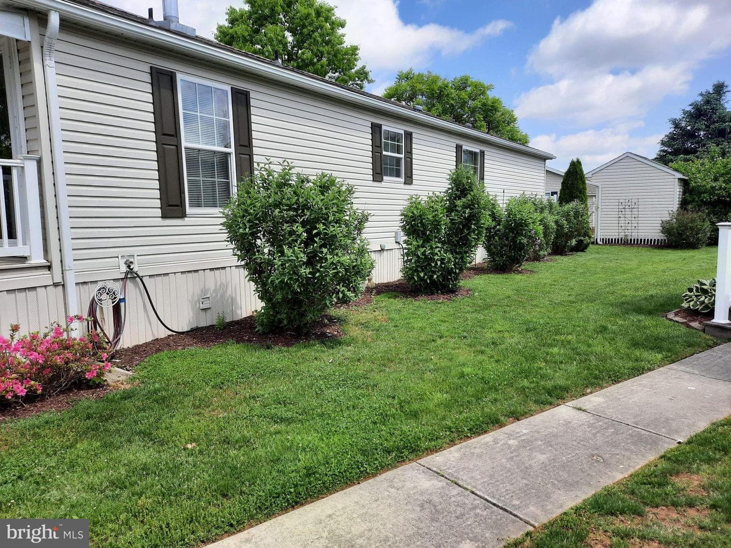 310 Summers Drive photo 35