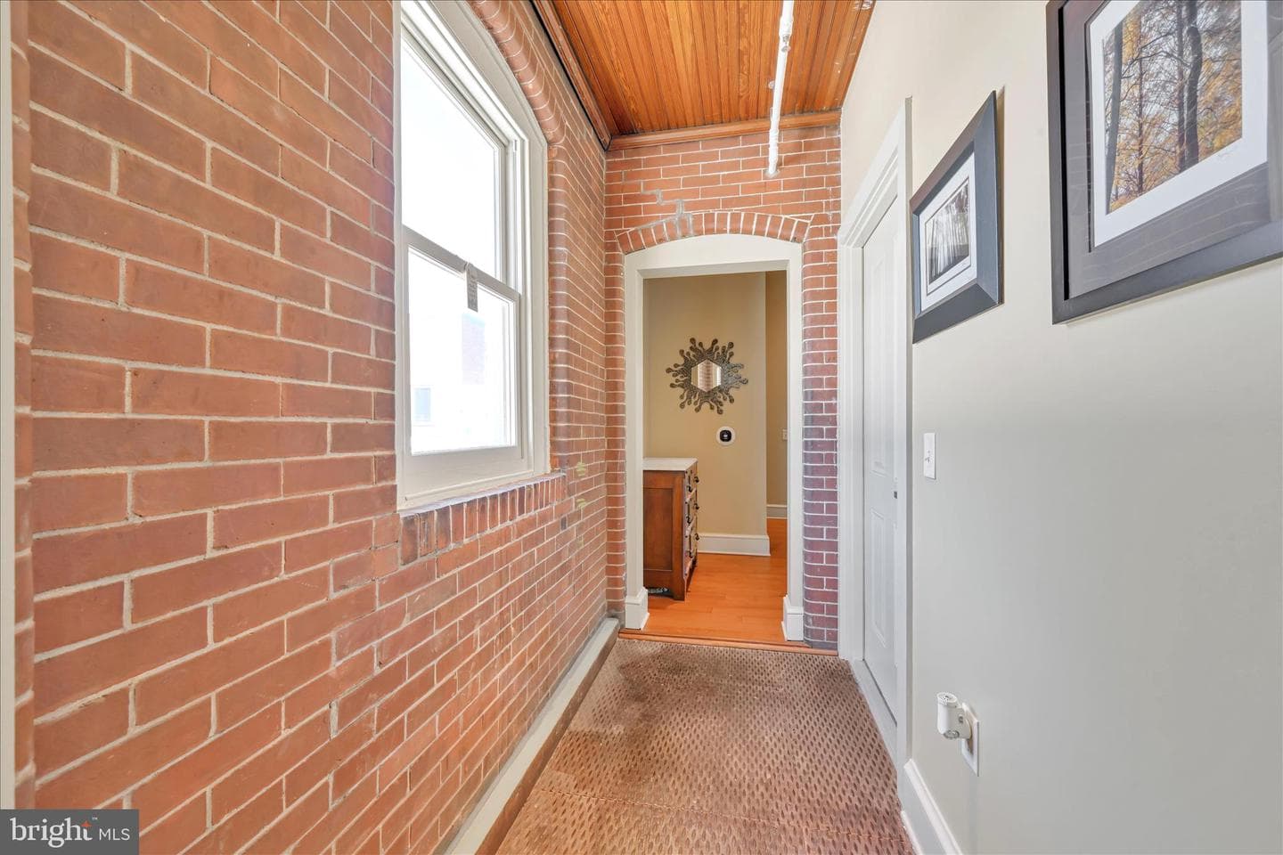 145 E King Street #401 photo 16