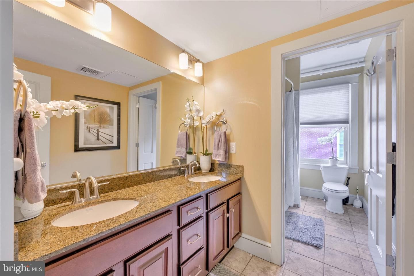 145 E King Street #401 photo 17