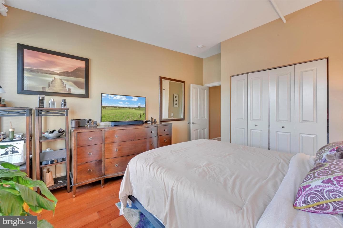 145 E King Street #401 photo 19
