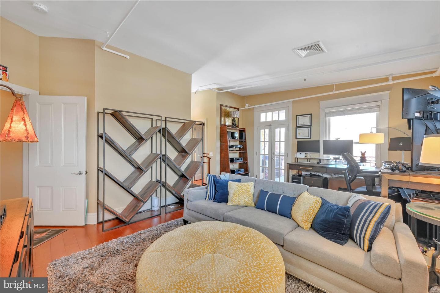 145 E King Street #401 photo 22