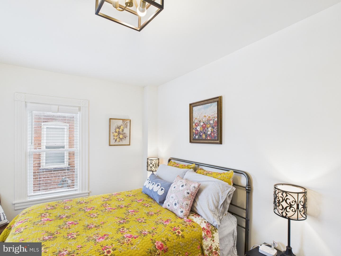 305 W Lemon Street photo 21
