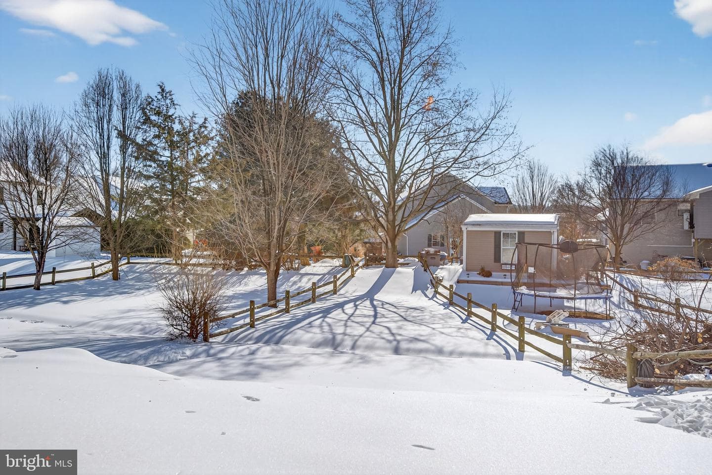 219 Chelmsford Drive photo 35