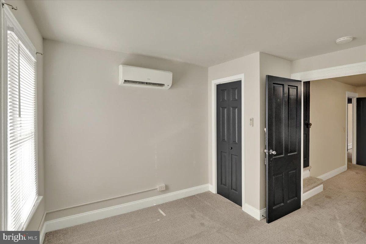 623 Bay Street photo 18
