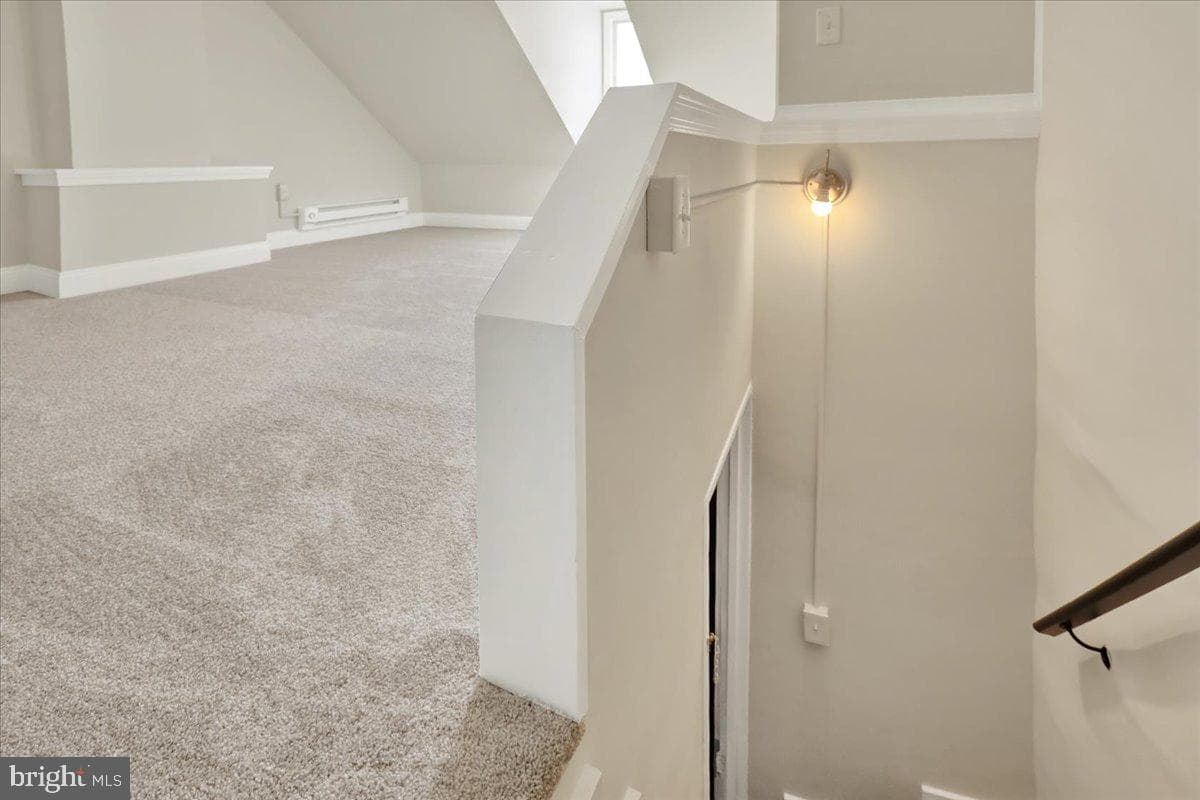 623 Bay Street photo 19