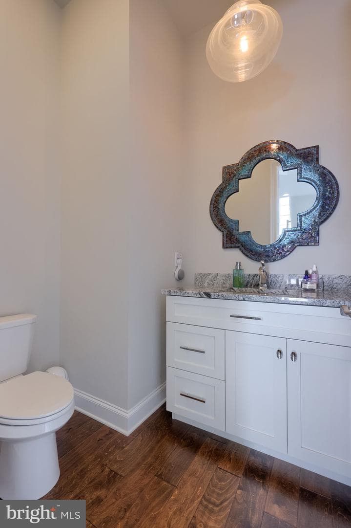 512 E Delp Road photo 29