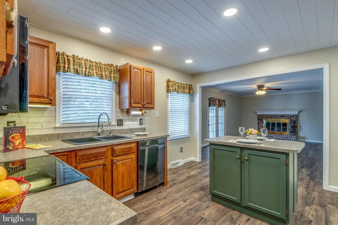 39 Eastbrooke Drive photo 11