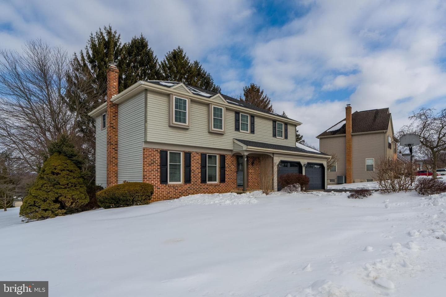 39 Eastbrooke Drive photo 3