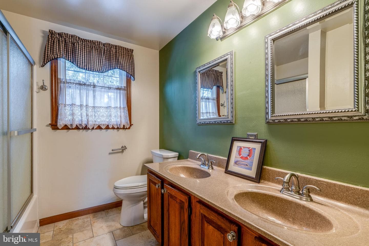 39 Eastbrooke Drive photo 32