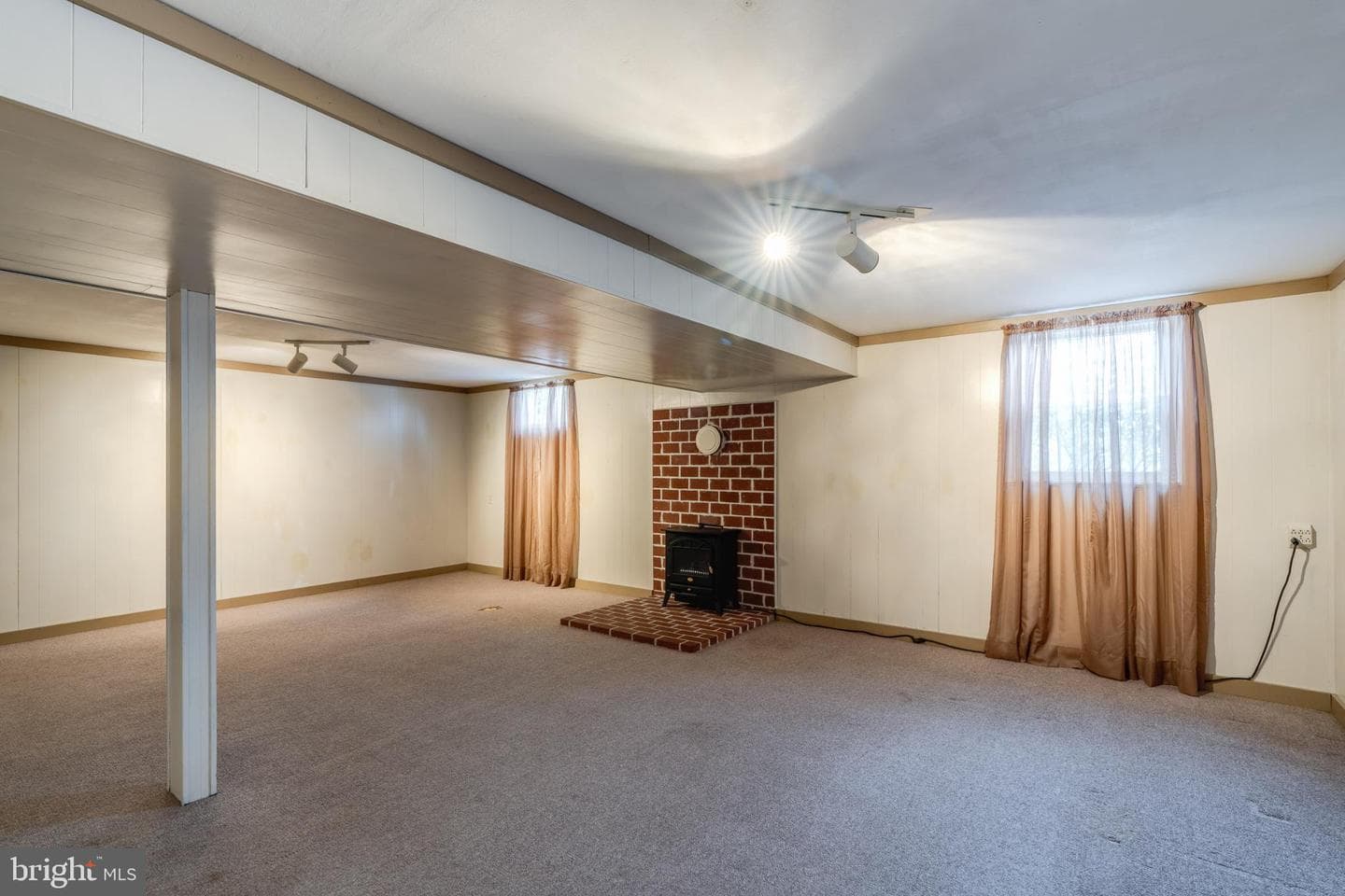 39 Eastbrooke Drive photo 37