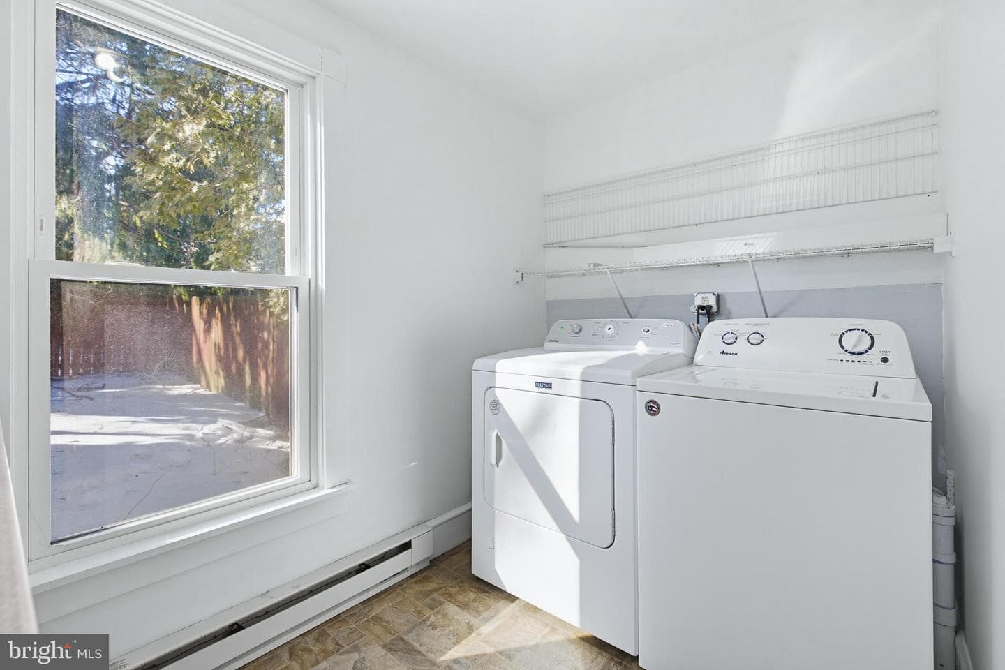 544 N Mary Street photo 16