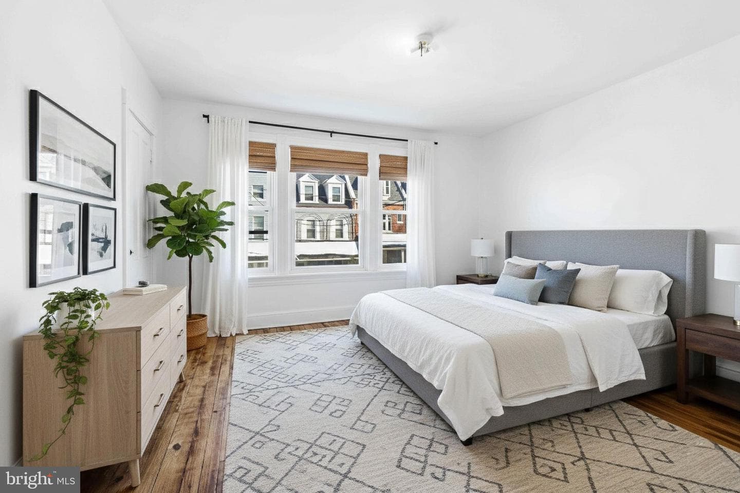 544 N Mary Street photo 23